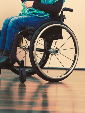 Epidural Spinal Injections Leads to Lower Limb Paralysis