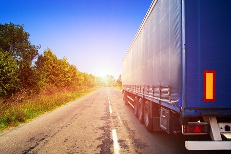 Preeminent Trucking and Logistics Experts Evaluate Serious Worker Injury During Unloading