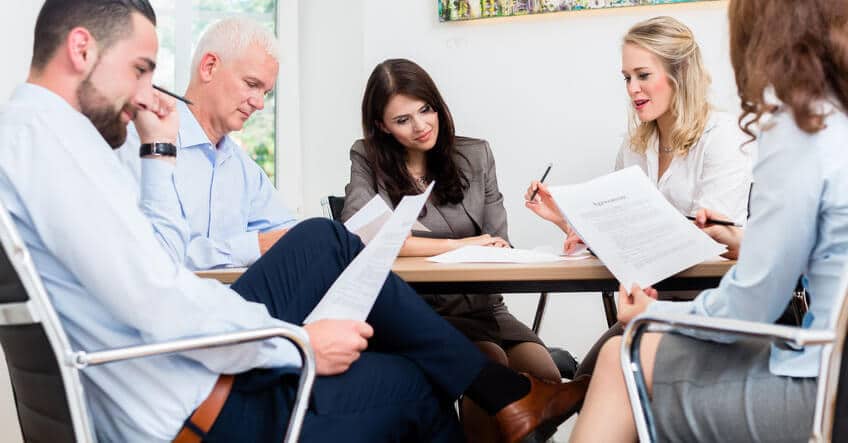 A Paralegal’s Guide to Working With Expert Witnesses