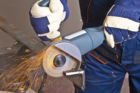 Mechanical Engineering Expert Opines on Unsafe Power Tool