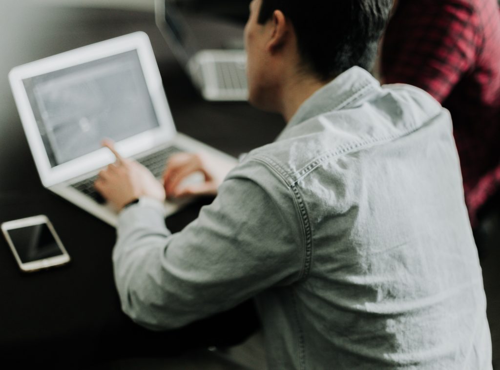 The Two Sides of Discovery with Non-Testifying Experts