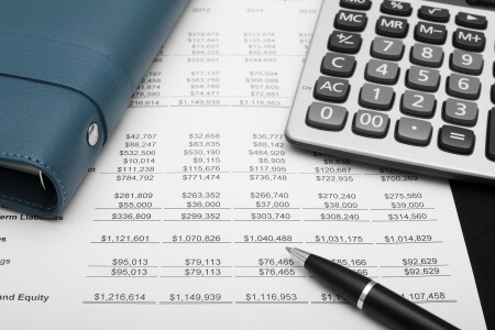 Financial Expert Opines on Distribution Waterfall Agreement in Real Estate Contract