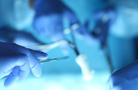 Surgeon Fails to Remove Surgical Sponge Before Closing Trauma Patient