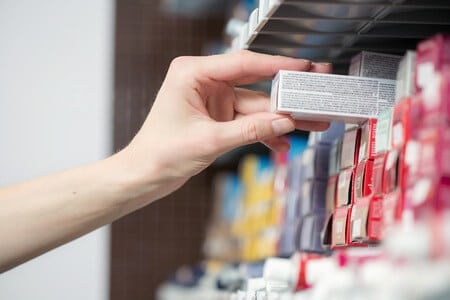 Man Suffers From Permanent Hair Loss After Using Retail Hair Product