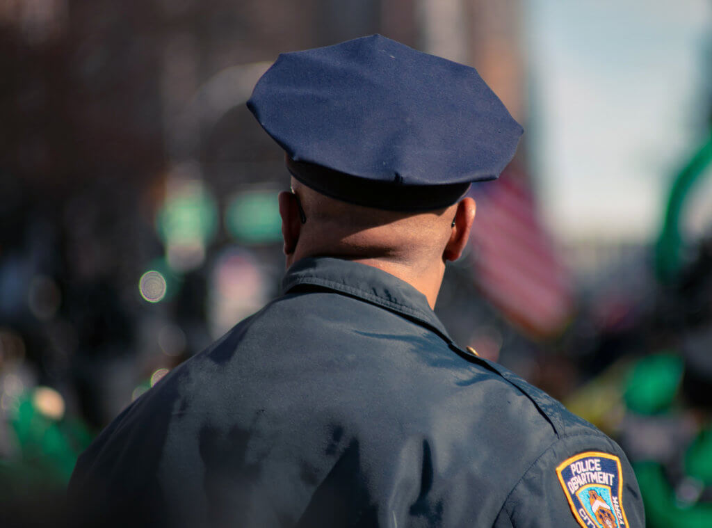 Relying on Personal Experience and Industry Manuals Constitutes Sufficient Methodology for Police Experts