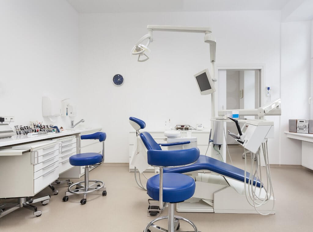 FDA Regulator’s Testimony Deemed Irrelevant as Medical Device Expertise