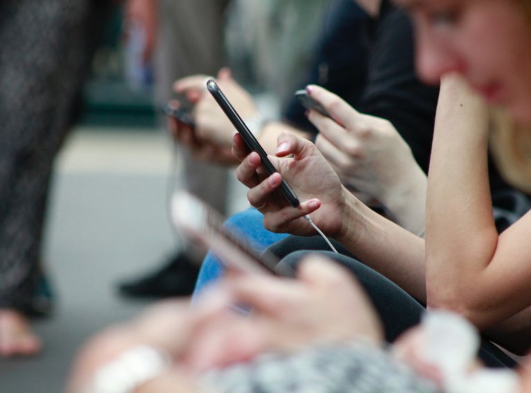 Apple is Implicated in Multi-Company Telecom Patent Infringement Suit