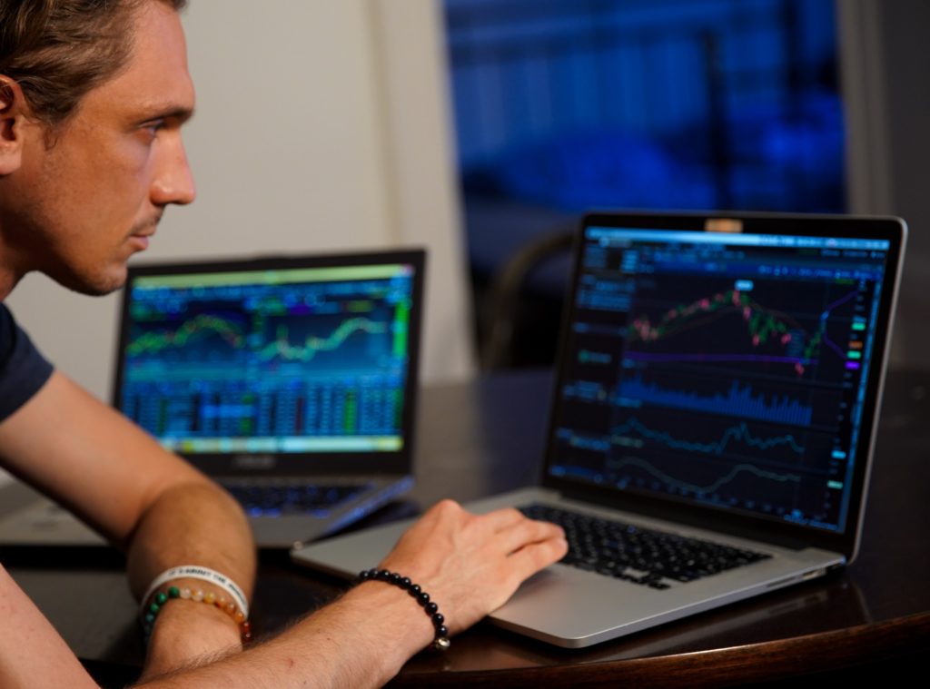 Robinhood Could Face Legal Action After Hack Targets 2,000 User Accounts