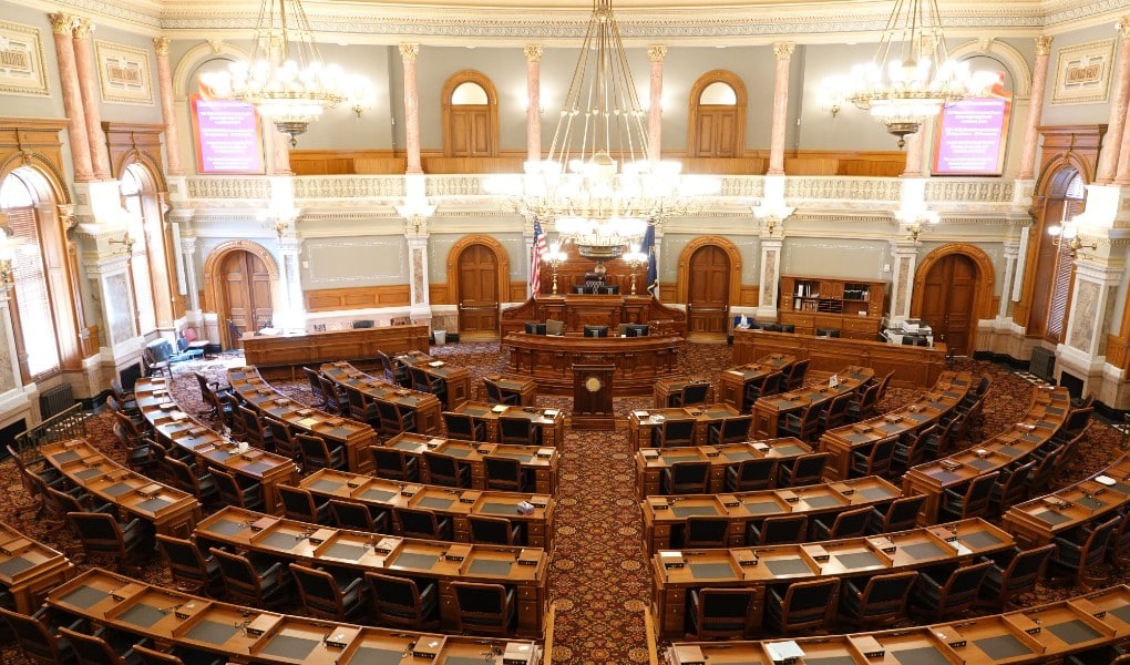 Iowa Senate Bill Caps Noneconomic Damages in Medical Malpractice Cases