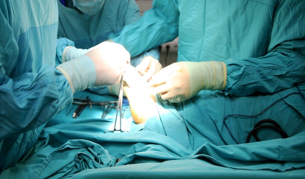 Double Amputee Awarded $6 Million for Orthopedic Surgeon’s Failures