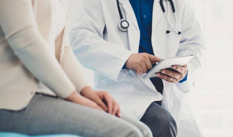 Patient Loses Both Hands Due to Delayed Kidney Stone Treatment