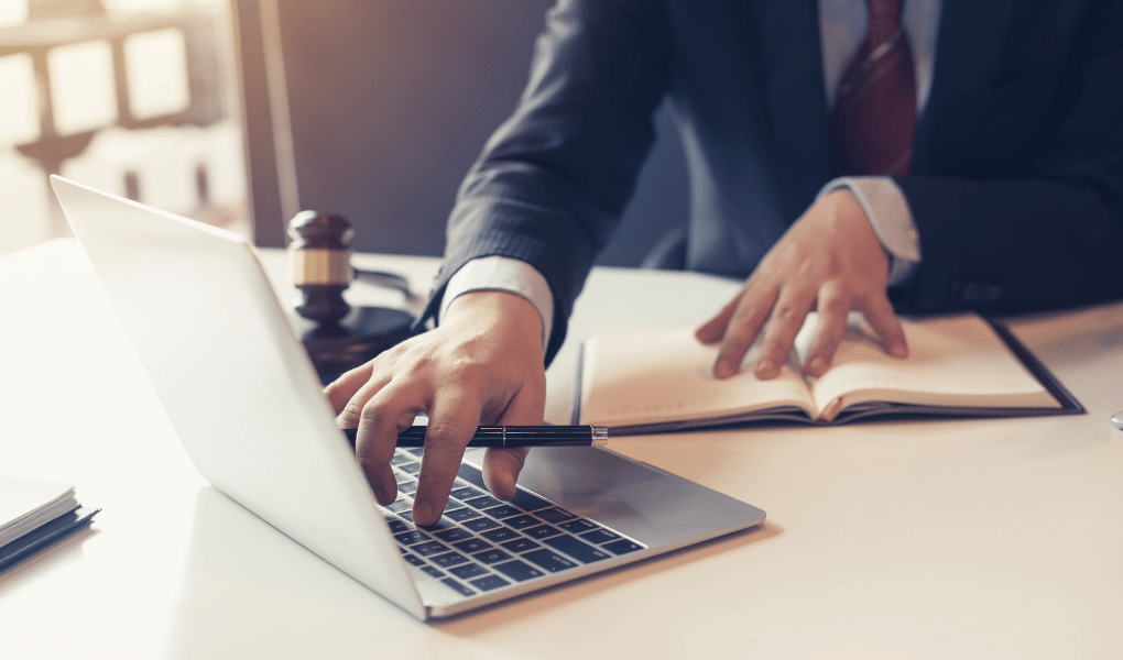 Expert Witness Due Diligence: 8 Key Components for a Thorough Background Check